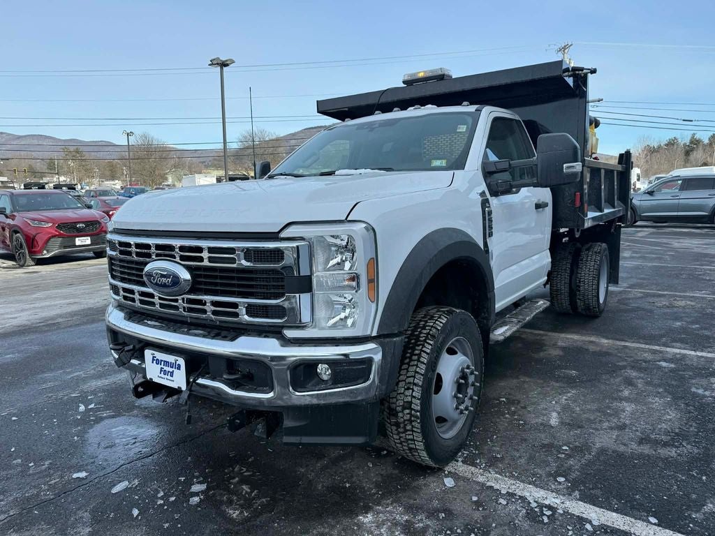 2026 Ford Chassis Cab F-550 XL in Oxford White — front three-quarter view